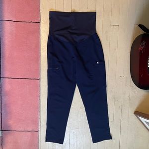 Figs Yola Maternity Scrub Pants in Navy
